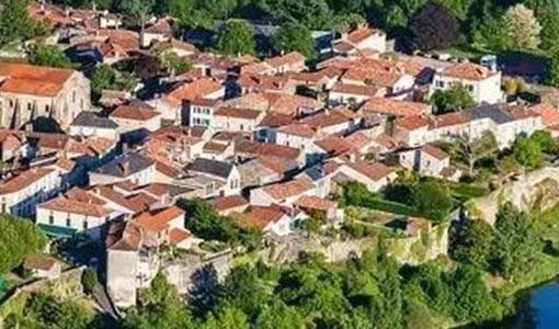 阜阳回乡建别墅为什么一定要选专业乡墅公司